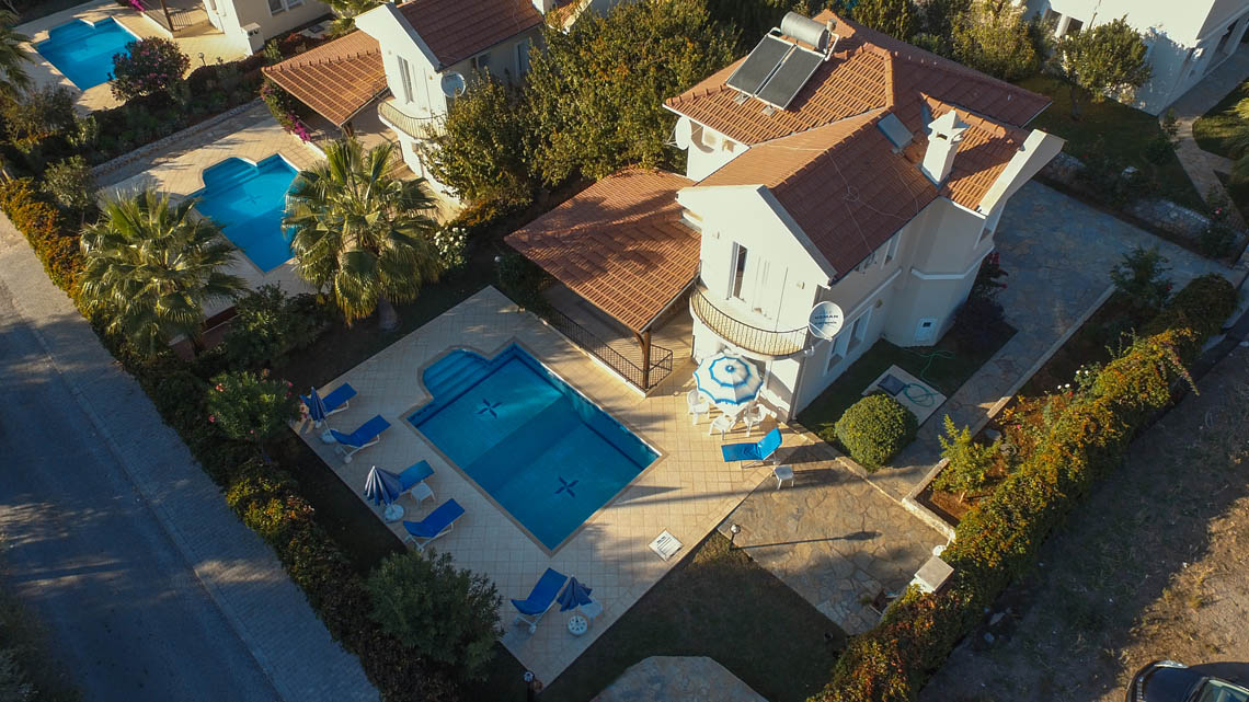 Ezmen Villa
