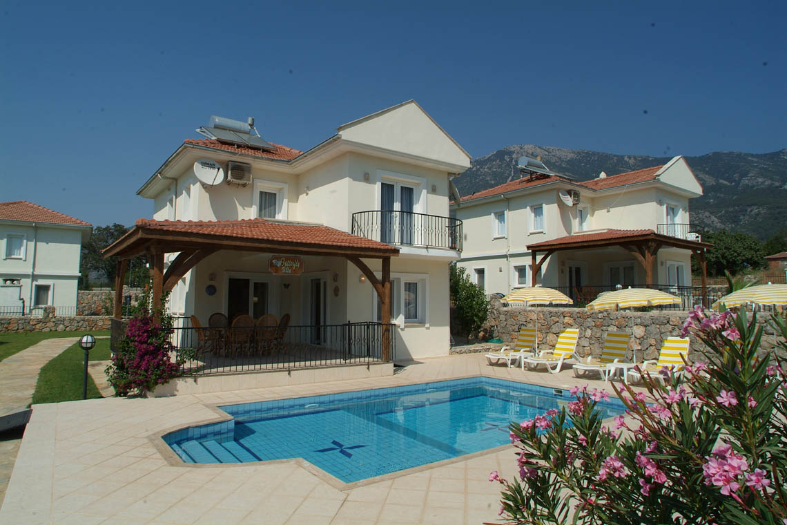 Ezmen Villas
